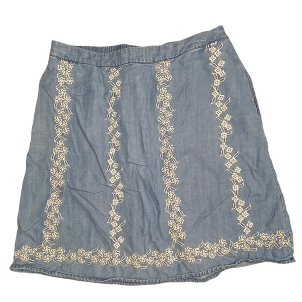 Skies Are Blue Chambray Skirt Womens Size Small Mini Floral Embroidered